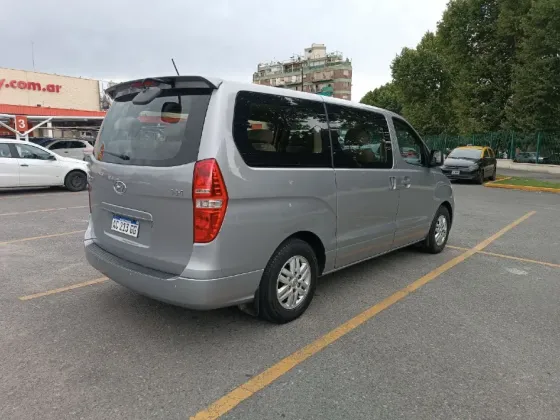 Hyundai H1 Floresta