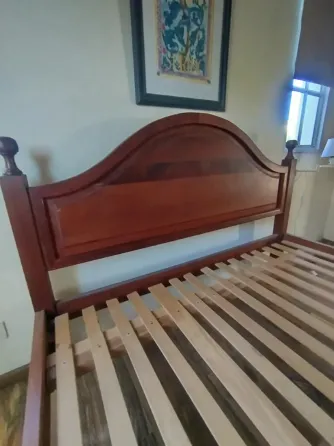 Cama 2 plazas de algarrobo muy buen estado - Colchón opcional Villa Urquiza