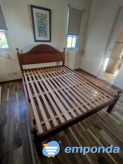 Cama 2 plazas de algarrobo muy buen estado - Colchón opciona Villa Urquiza - imagen 2