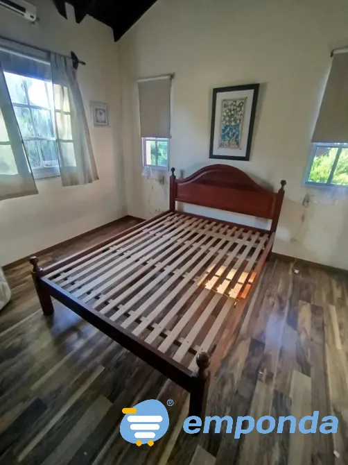 Cama 2 plazas de algarrobo muy buen estado - Colchón opciona Villa Urquiza - imagen 1