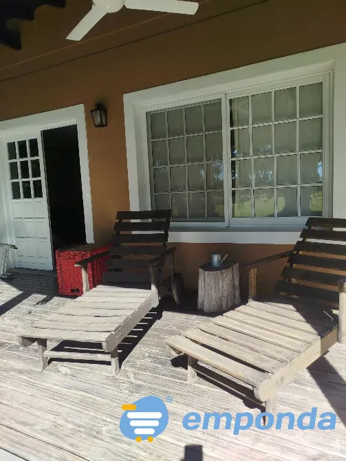 Set de 2 Reposeras d e madera Villa Urquiza - imagen 1