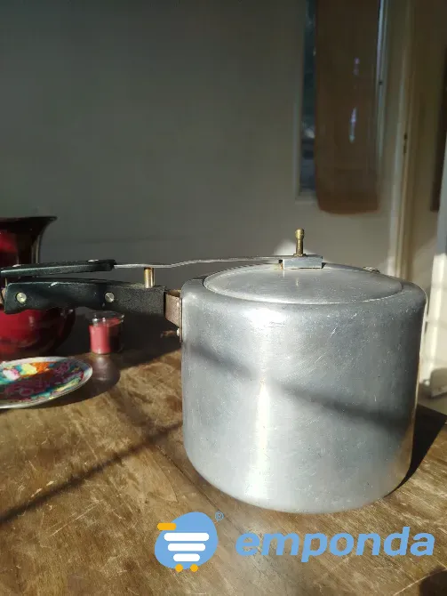 Olla a presión Marmicoc Villa Urquiza - imagen 3