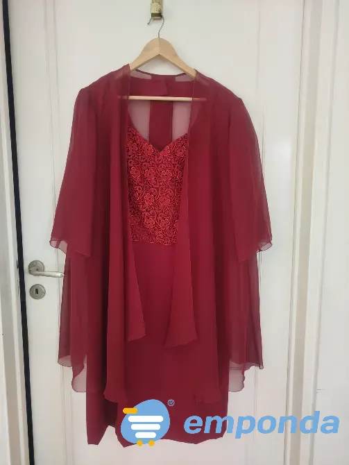 Vestido elegante bordo usado una vez Villa Urquiza - imagen 1