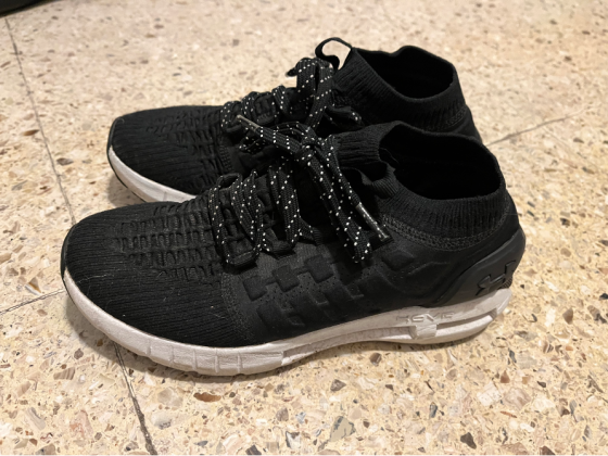 Zapatillas deportivas COMO NUEVAS solo talle 37 24cm Vicente López