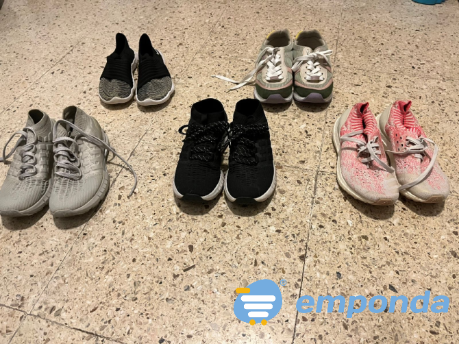 Zapatillas deportivas COMO NUEVAS solo talle 37 24cm Vicente López - imagen 1