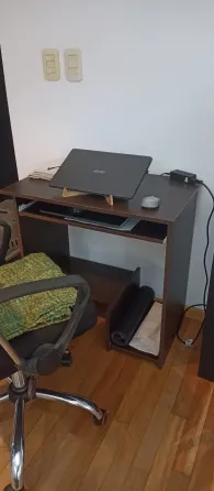 Mesa Pc escritorio wengue La Plata