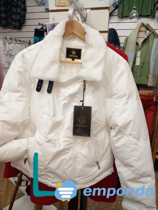 Ropa nueva urbana de mujer Avellaneda - imagen 3