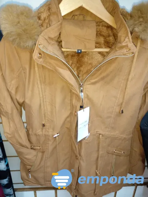 Ropa nueva urbana de mujer Avellaneda - imagen 4