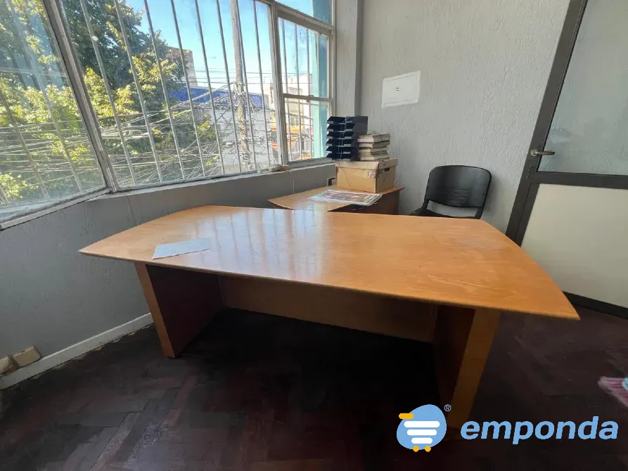 Mesa escritorio profesional San Isidro - imagen 1