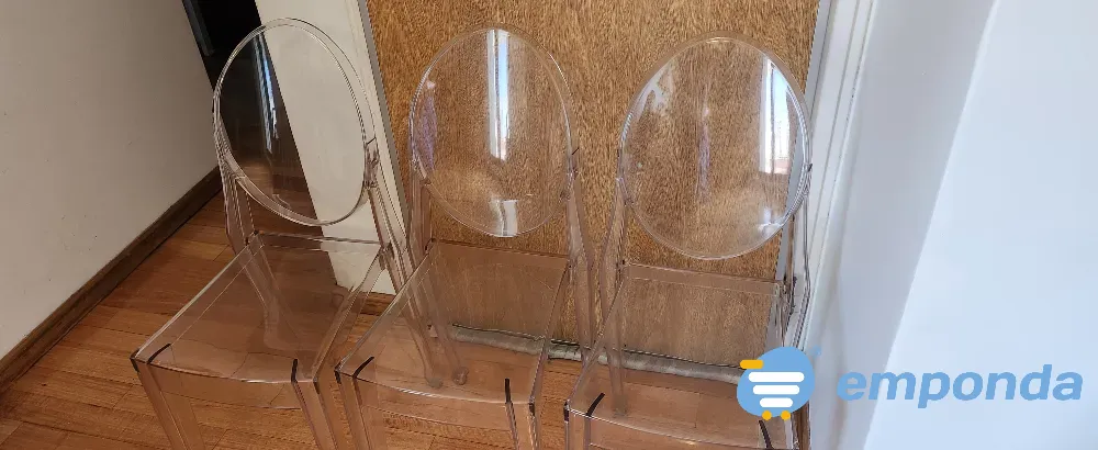 3 sillas de acrilico transparente con sus almohadones. Constitución - imagen 1