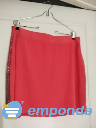 Falda con diseño bordado Villa Urquiza - imagen 5