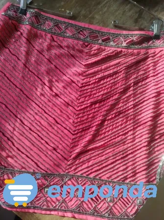 Falda con diseño bordado Villa Urquiza - imagen 9