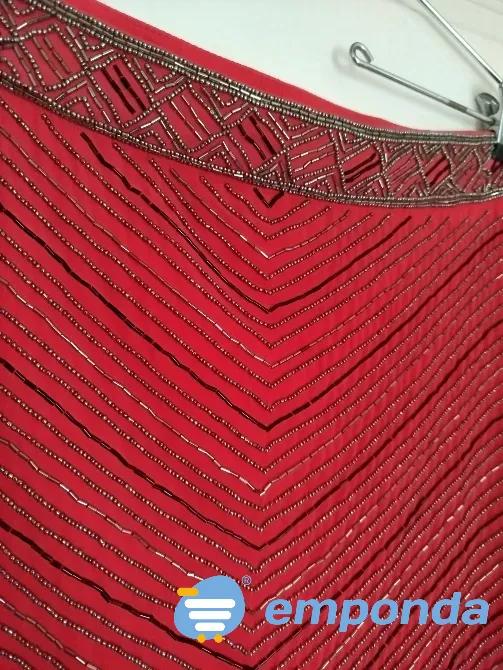 Falda con diseño bordado Villa Urquiza - imagen 3