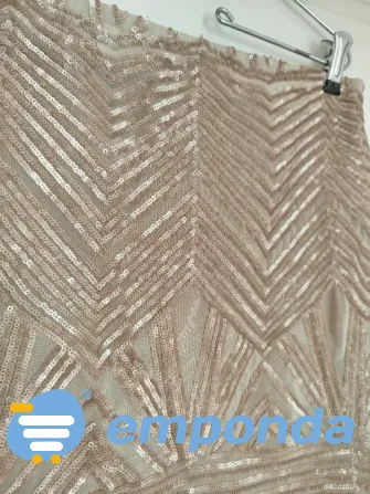 Falda bordada en lentejuelas usada Villa Urquiza - imagen 4