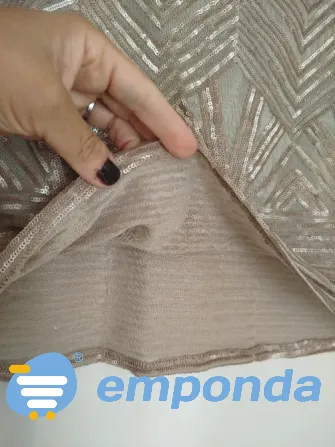 Falda bordada en lentejuelas usada Villa Urquiza - imagen 3