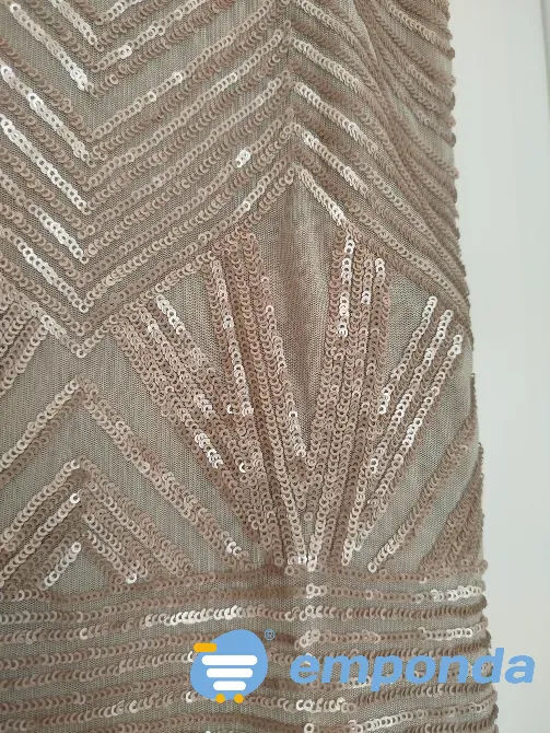 Falda bordada en lentejuelas usada Villa Urquiza - imagen 6