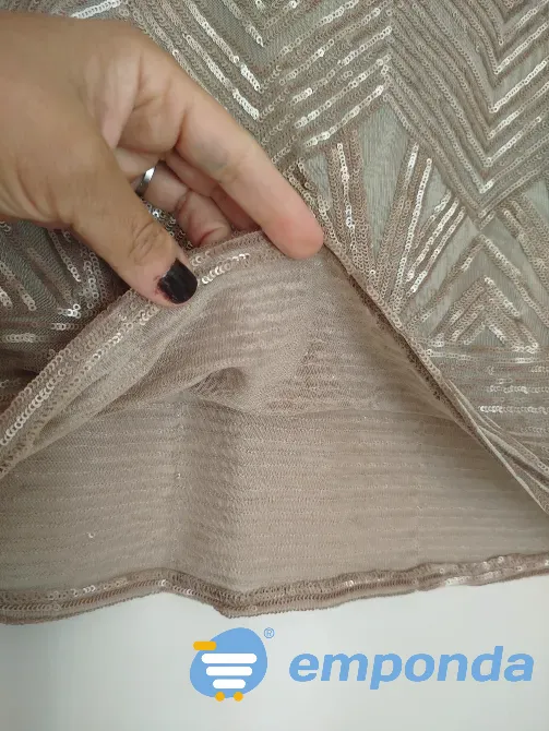 Falda bordada en lentejuelas usada Villa Urquiza - imagen 3