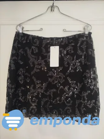 Falda de encaje con lentejuelas usada Villa Urquiza - imagen 1