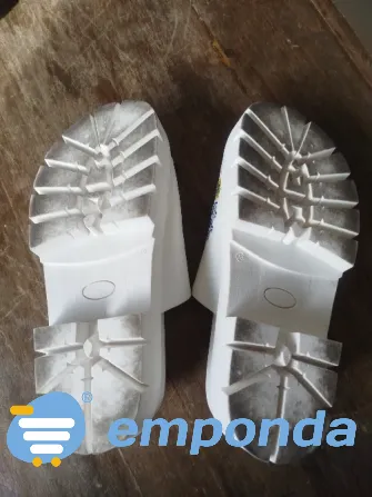 Chanclas Sarkany Villa Urquiza - imagen 5