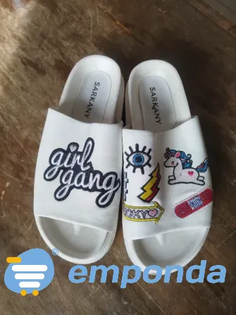 Chanclas Sarkany Villa Urquiza - imagen 1