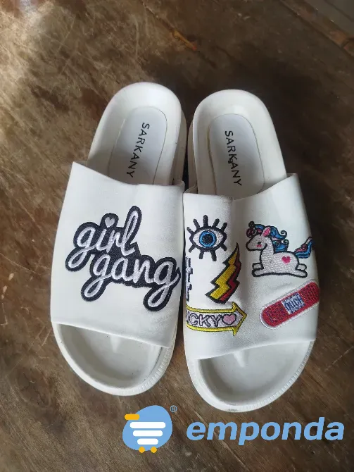 Chanclas Sarkany Villa Urquiza - imagen 1