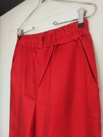 Pantalón Oxford rojo metalizado nuevo Villa Urquiza