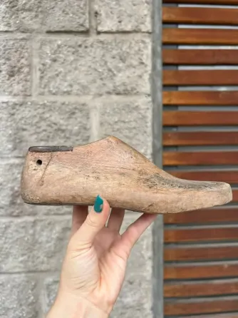 Set de 5 hormas de madera usadas Villa Urquiza