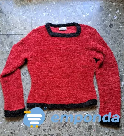 Sweater peludito rojo y negro Balvanera - imagen 1