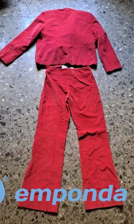 Traje de corderoy aterciopelado rojo Balvanera - imagen 6