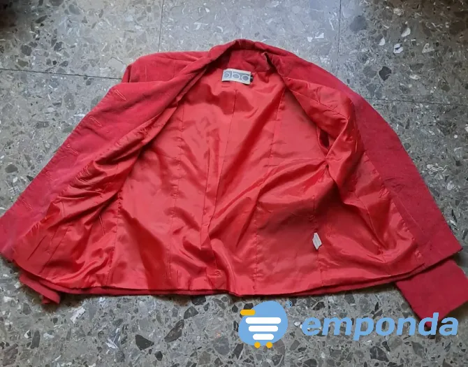 Traje de corderoy aterciopelado rojo Balvanera - imagen 3