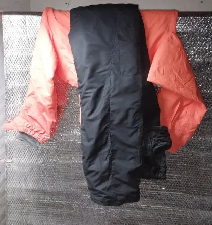 Ski/snow, campera, pantalon (2) y chaleco Saavedra