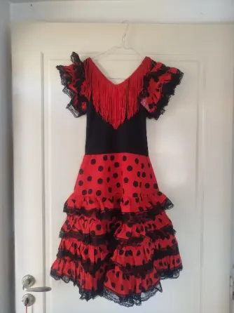 Traje infantil de española flamenco talle 6/8 Villa Urquiza