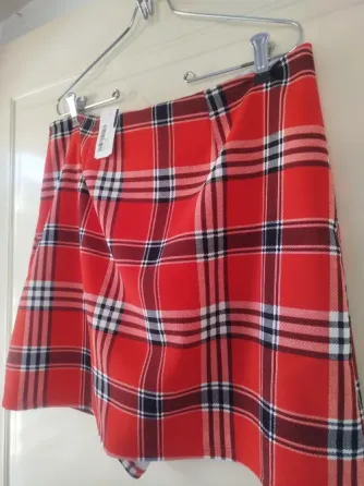 Falda short diseño escoces talle 44/46 Villa Urquiza