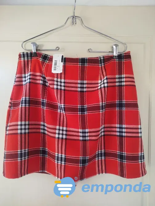 Falda short diseño escoces talle 44/46 Villa Urquiza - imagen 1