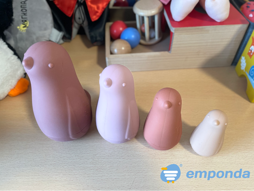 Juguete encajable de silicona – 4 muñequitas adorables Palermo - imagen 2