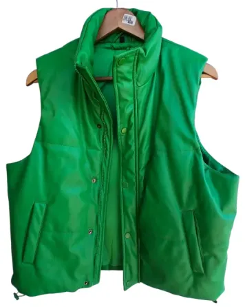 Chaleco puffer cuero pu Y-lovers Berazategui