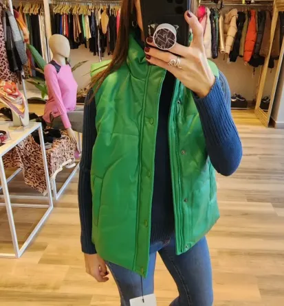 Chaleco puffer cuero pu Y-lovers Berazategui
