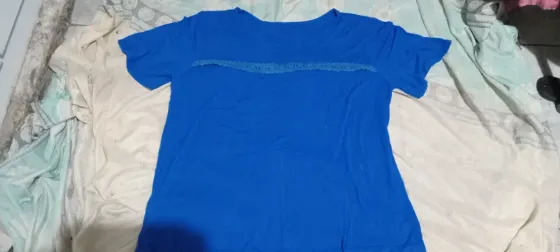 Remera de mujer azul Malvinas Argentinas
