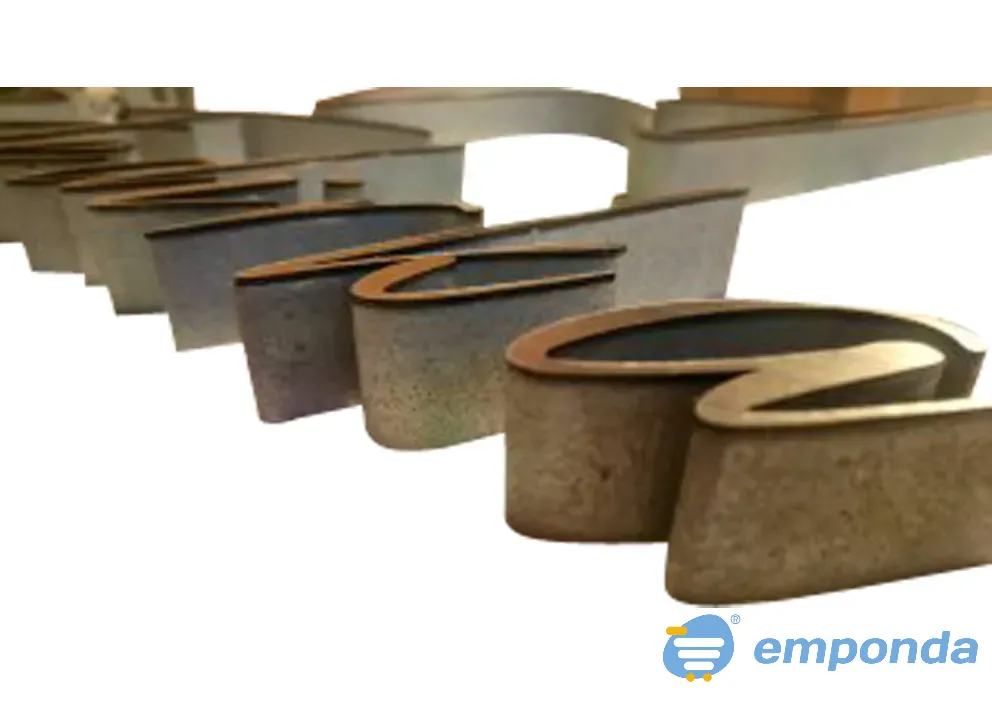 Chapas de acero pulido caladas con letras y logos de empresa Lanús - imagen 2