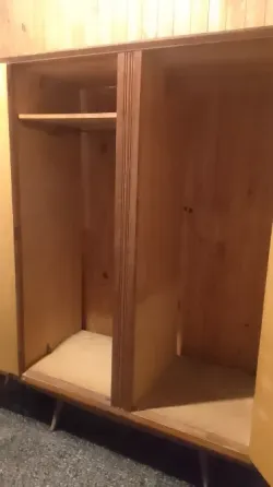 Armario de dos puertas antiguo Quilmes