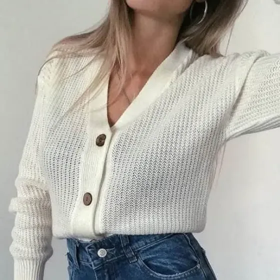 Saco cardigan corto acrilico escote v botones Berazategui