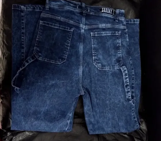 Pantalón baggy Florencio Varela