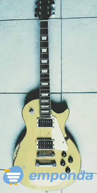Guitarra eléctrica les Paul Lanús - imagen 1