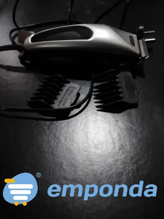 Máquina de cortar pelo Lanús - imagen 1