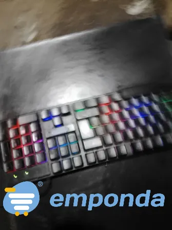 Teclado estiló gamer Lanús - imagen 2