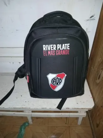 Mochila de River para niños Posadas