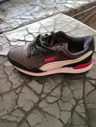 Zapatillas deportivas General San Martín