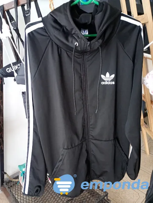 Campera deportiva unisex General San Martín - imagen 1