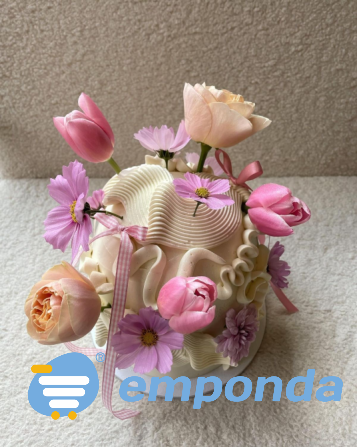 Torta Floral Recoleta - imagen 1
