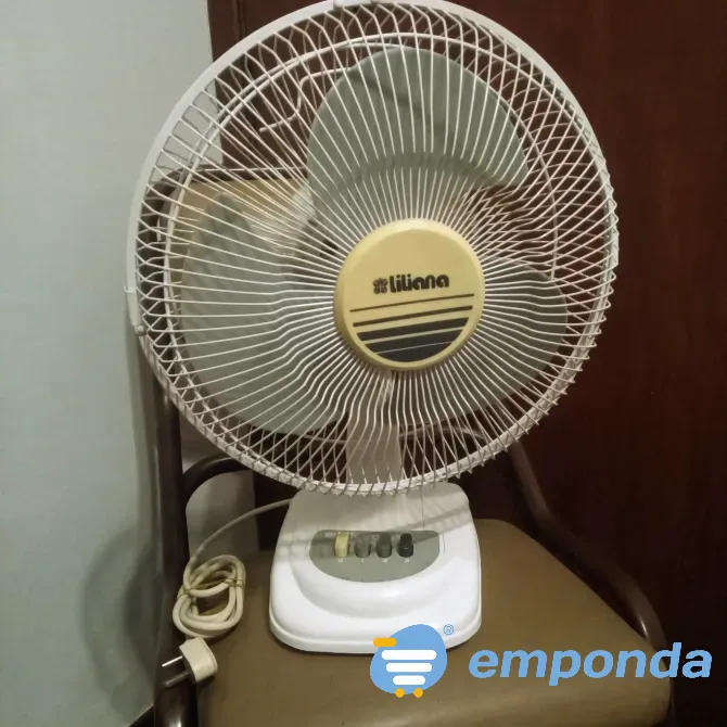 Ventilador de mesa 12" Liliana Lanús - imagen 2